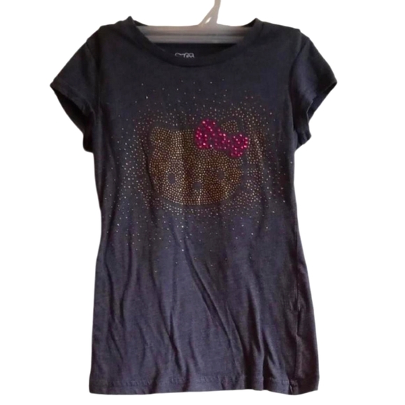 Hello Kitty By Sanrio Graphic T-shirt - Picture 1 of 4